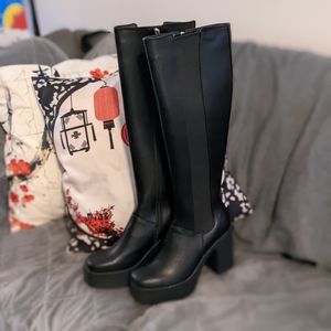 Lamoda 'Yes Boss' platform boots from Dolls Kill US 5 NWOT UK3 knee high GOTH